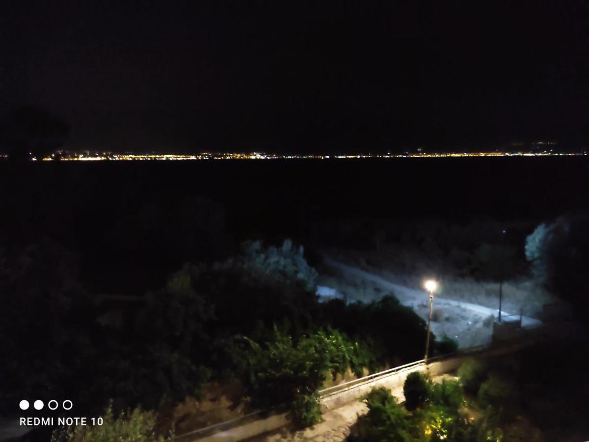 Atlas Endless Blue Apartment Лутракі Екстер'єр фото